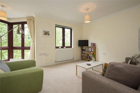 2 bed flat/apartment for rent in Monro Way, Hackney, London, E5