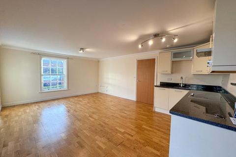 2 bedroom apartment to rent, The Avenue, Newmarket, Suffolk, CB8