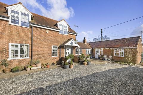 4 bedroom detached house for sale, Finings Road, Lane End