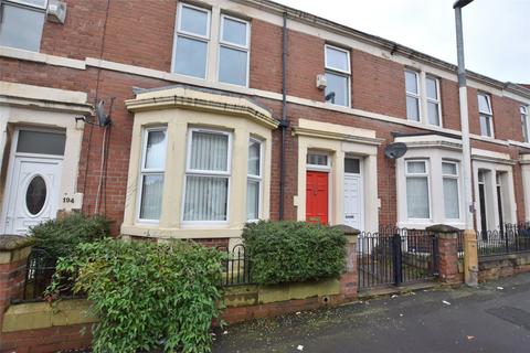 2 bedroom apartment to rent, Westbourne Avenue, Gateshead, NE8