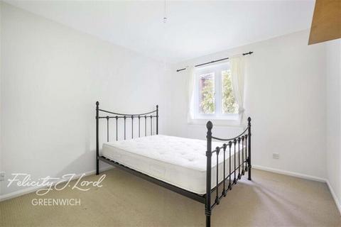 2 bedroom flat to rent, Crosslet Vale, SE10