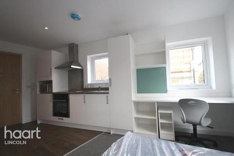 Studio to rent, High Street, Lincoln