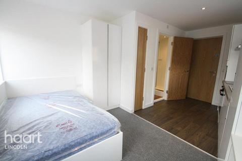 Studio to rent, High Street, Lincoln