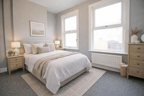 2 bedroom terraced house to rent, Seymour Road, Chatham
