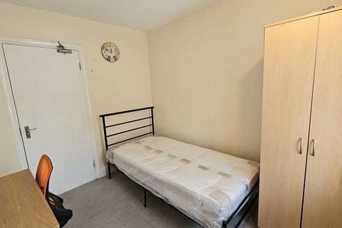undefined, Southfields, Hendon NW4