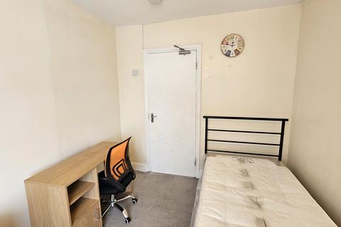 undefined, Southfields, Hendon NW4
