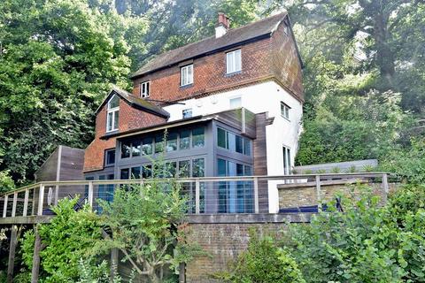 undefined, Frith Hill Road, Godalming GU7