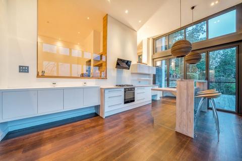 undefined, Frith Hill Road, Godalming GU7