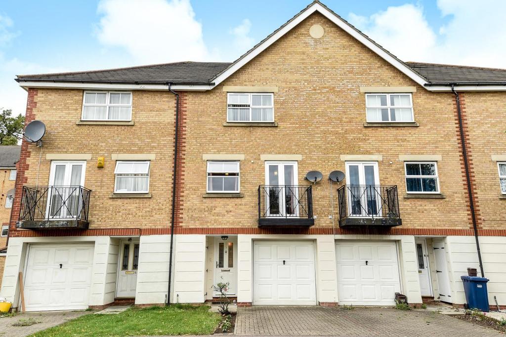 Ribblesdale Avenue, Friern Barnet 4 bed terraced house - £ ...