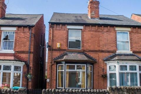 3 bedroom semi-detached house for sale - Russell Road, Forest Fields, Nottingham, NG7 6HA