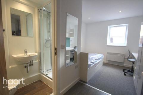 Studio to rent, High Street, Lincoln