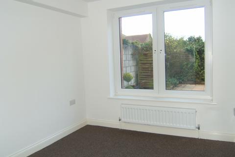 1 bedroom flat to rent, Salisbury