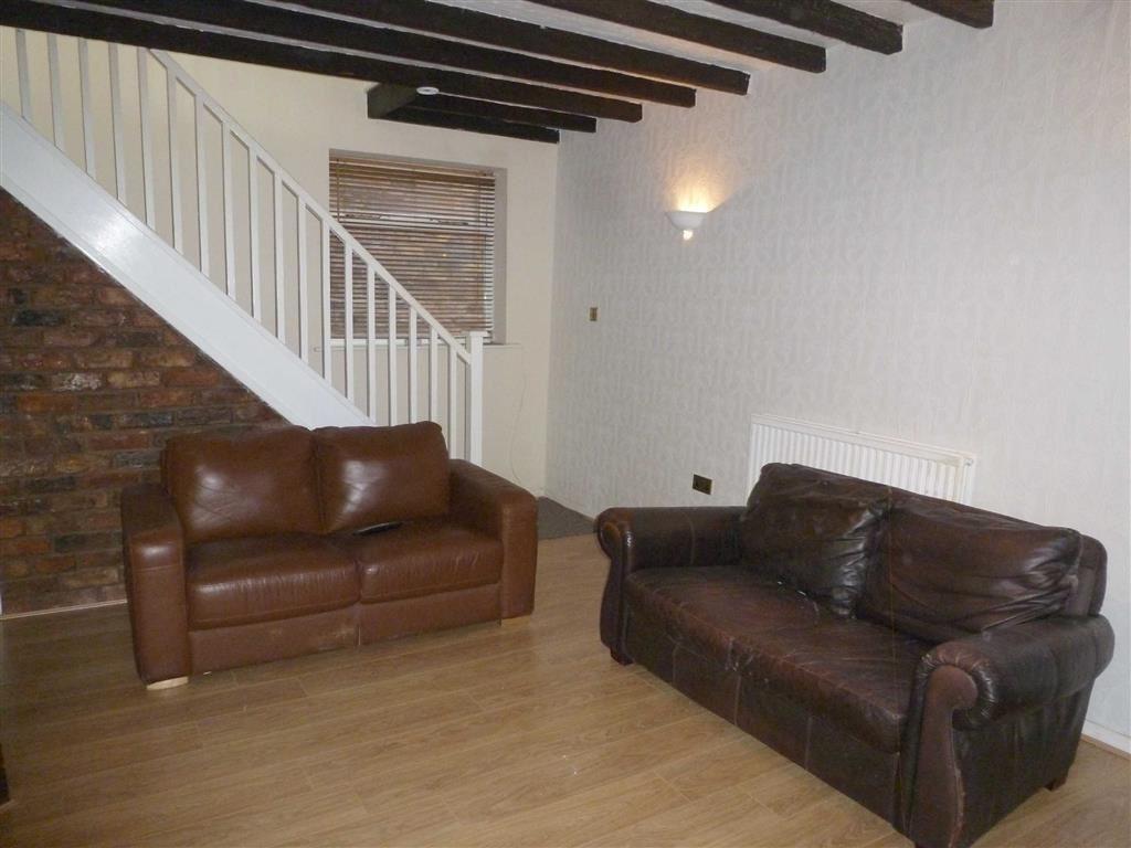 Bridge Street, Macclesfield, Macclesfield 2 bed terraced house £595