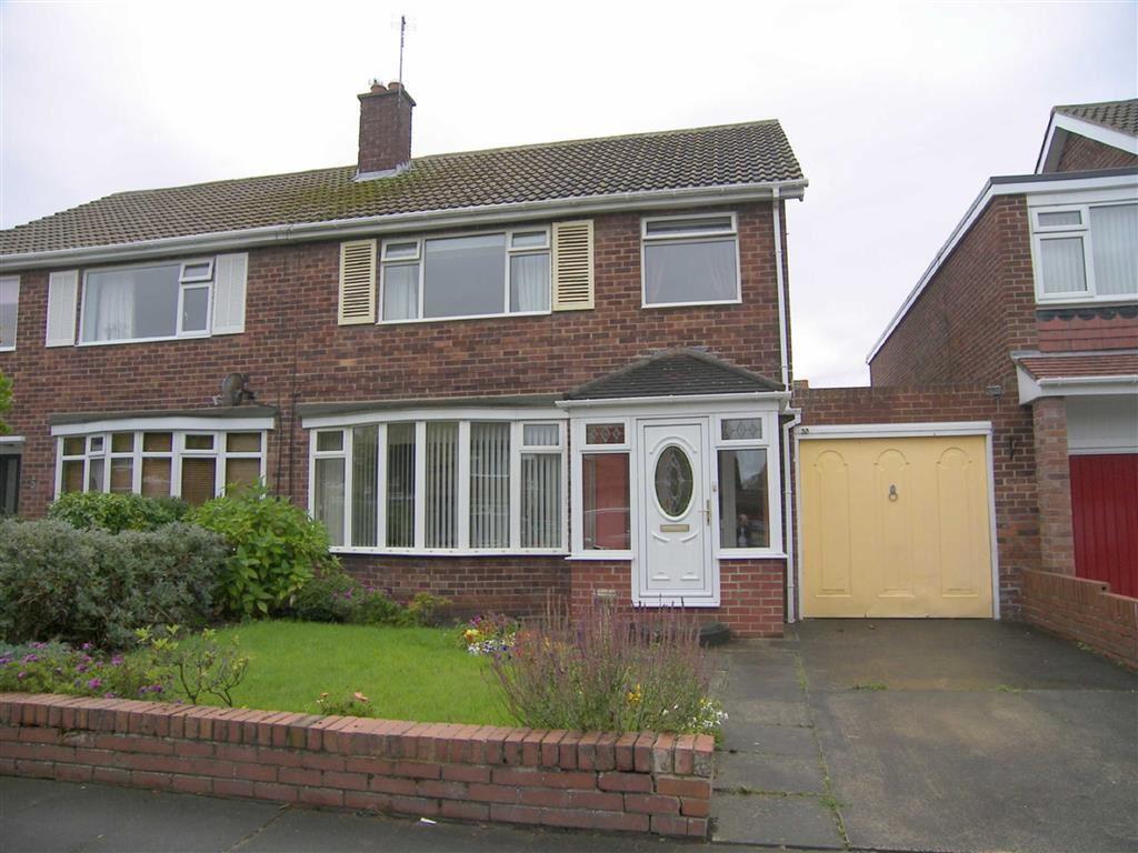 Willoughby Drive, Whitley Bay, Tyne & Wear, NE26 3 bed semidetached