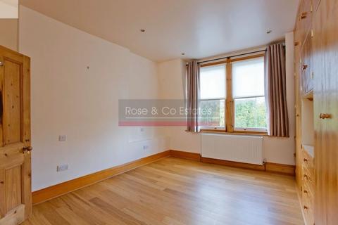 2 bedroom flat to rent, Aberdare Gardens, South Hampstead, NW6