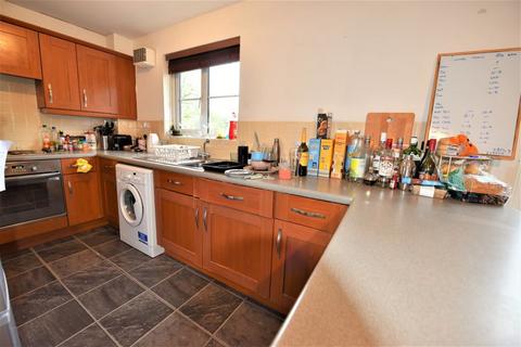 4 bedroom house to rent - Abbotts Mews