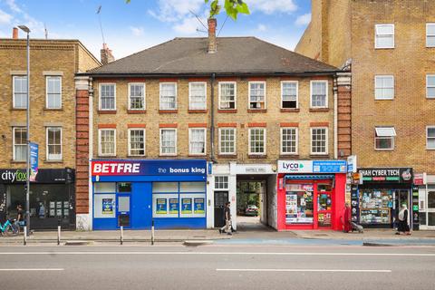 Mile End Road, London, E1