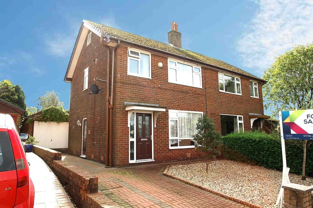 4 Haugh Hill Road, Oldham 3 bed semidetached house £152,950