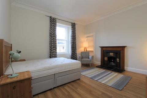 2 bedroom flat to rent, Alva Place, Meadowbank, Edinburgh, EH7