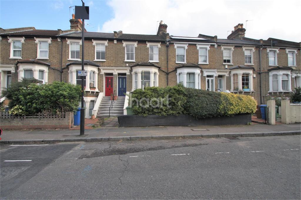 St Giles Road, SE5 1 bed flat £1,300 pcm (£300 pw)