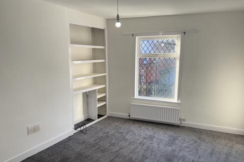 2 bedroom terraced house to rent, Rowley Street, Ashton - Under - Lyne