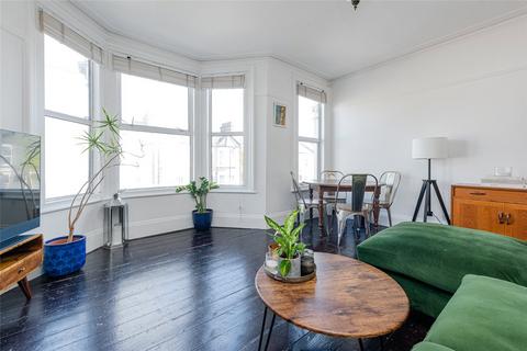 2 bedroom apartment to rent, Buchanan Gardens, Kensal Rise, NW10