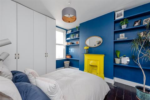 2 bedroom apartment to rent, Buchanan Gardens, Kensal Rise, NW10