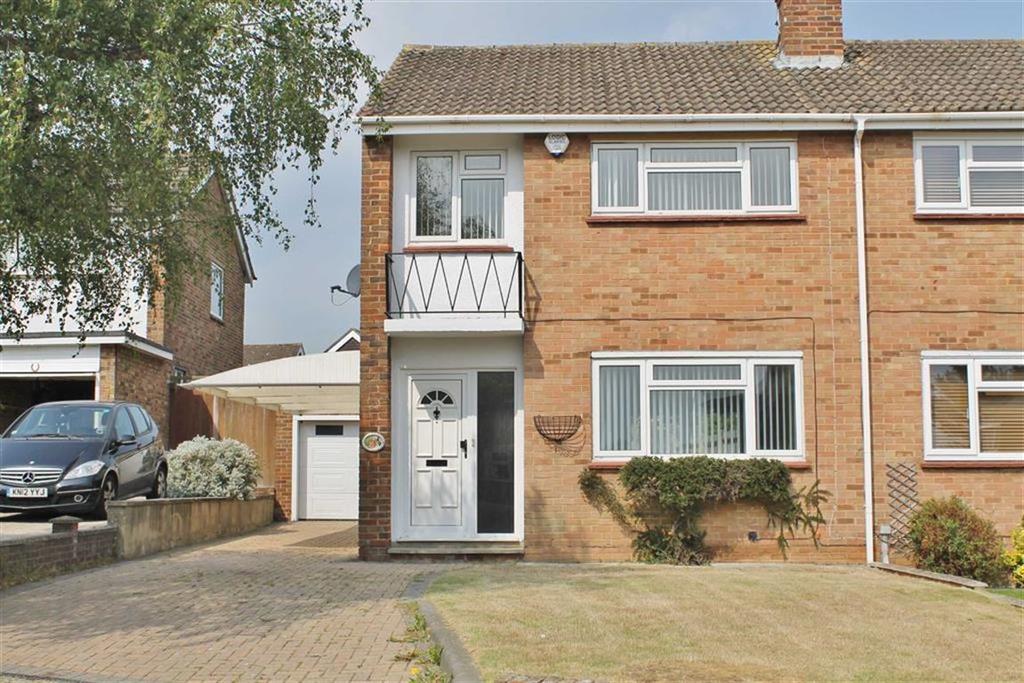 Tradescant Drive, Meopham 3 bed semidetached house £395,000