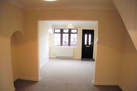 2 bedroom end of terrace house to rent, High Street, Kessingland