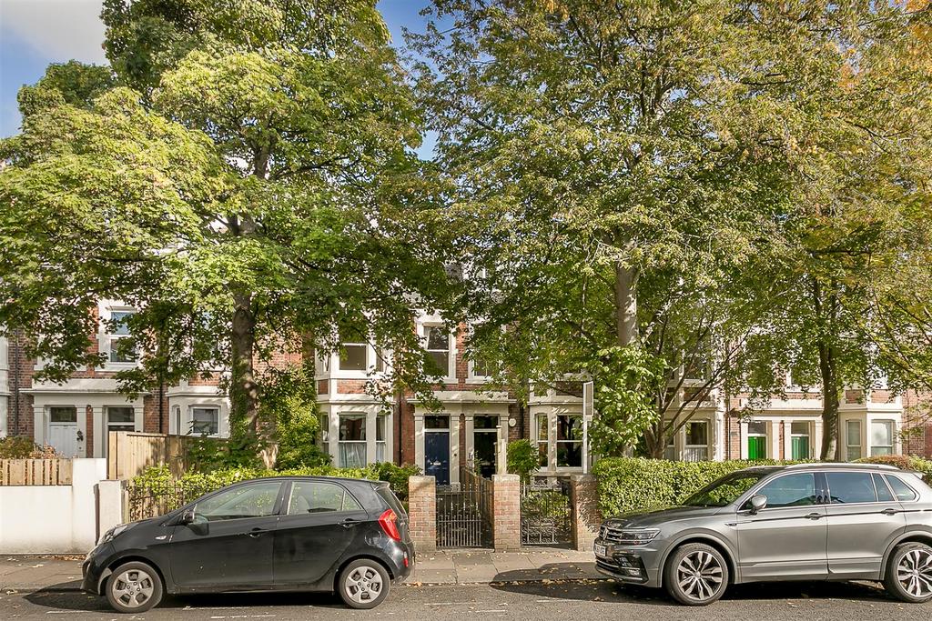 St. Terrace, Jesmond, Newcastle upon Tyne 2 bed flat £245,000