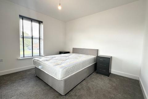 4 bedroom semi-detached house to rent, Lilac Avenue, Leeds, Yorkshire, LS14