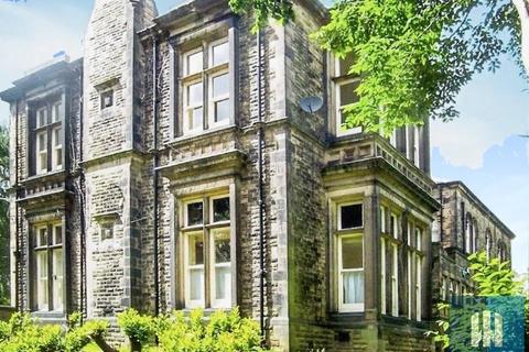 2 bedroom apartment to rent, Birkby Hall Road, Birkby, Huddersfield, HD2