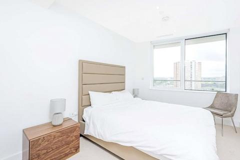 2 bedroom flat to rent, Lombard Wharf, 12 Lombard Road, London