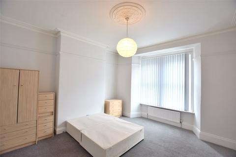 2 bedroom apartment to rent, Sandringham Road, South Gosforth, Newcastle Upon Tyne, NE3