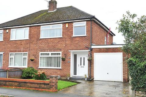 3 bedroom semi-detached house for sale, 2 Brentwood Avenue, Cadishead M44 5YY