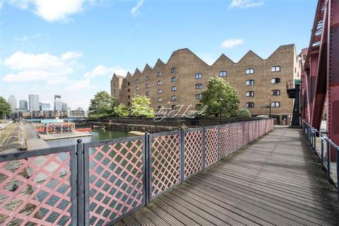 3 bedroom flat to rent - Wapping Wall, E1W