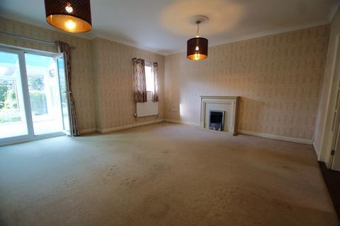 4 bedroom detached house to rent, Aberdeen Avenue, Plymouth