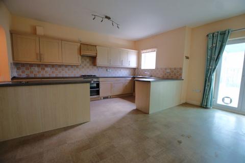 4 bedroom detached house to rent, Aberdeen Avenue, Plymouth