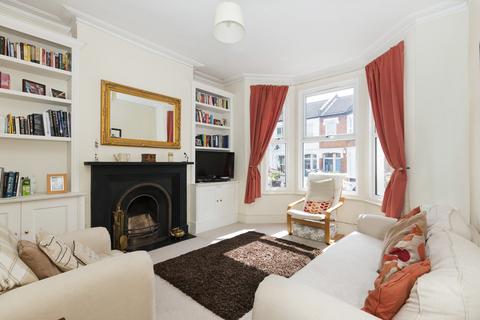 2 bedroom flat to rent, Daphne Street, Wandsworth, SW18