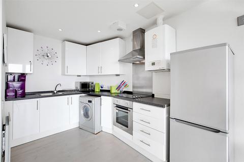 1 bedroom flat for sale, Fondant Court, 2 Taylor Place, Bow, London, E3