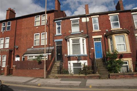 wakefield house property doncaster road houses onthemarket terraced yorkshire bedroom west