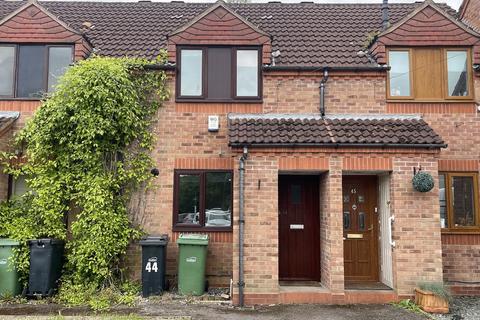 2 bedroom terraced house to rent, AMBLECOTE - School Drive