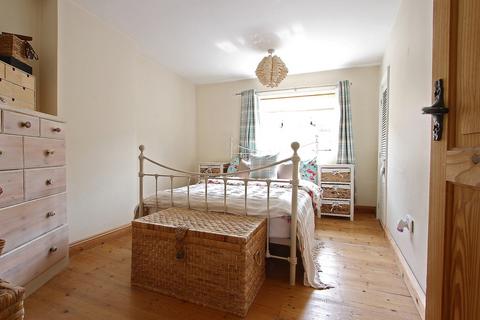 2 bedroom terraced house to rent, Pople Street, Wymondham