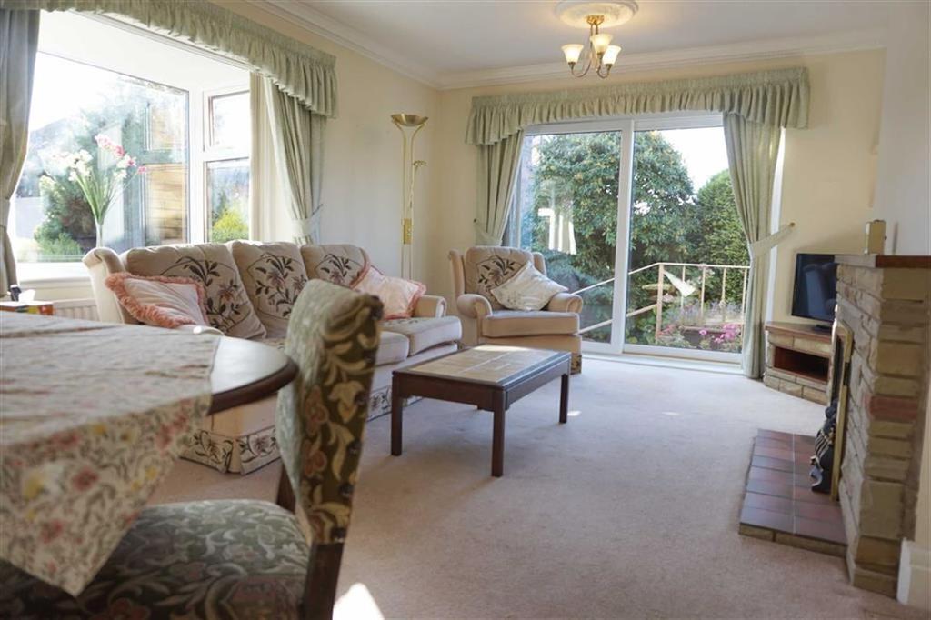 The Stray, South Cave, South Cave, HU15 3 bed detached bungalow £285,000