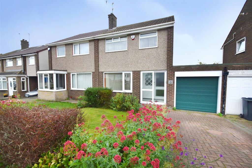 Tudor Avenue, North Shields 3 bed semidetached house £186,000