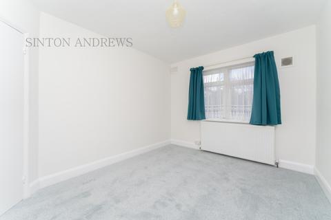 2 bedroom flat to rent, Midhurst Road, Ealing, W13