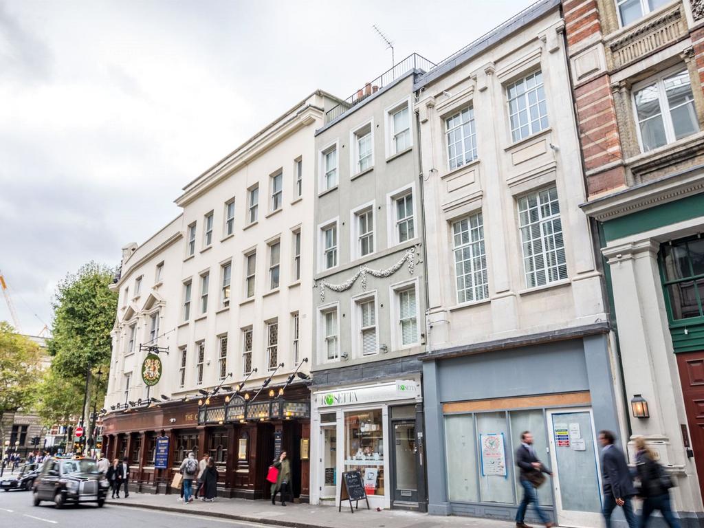 William IV Street