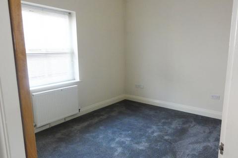 1 bedroom apartment to rent, Churchside, Howden, DN14 7BS