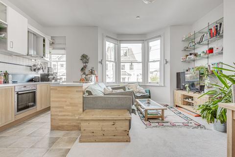 1 bedroom flat to rent, Leathwaite Road, Battersea, London