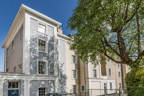 1 bedroom flat to rent, Canynge Square, Clifton